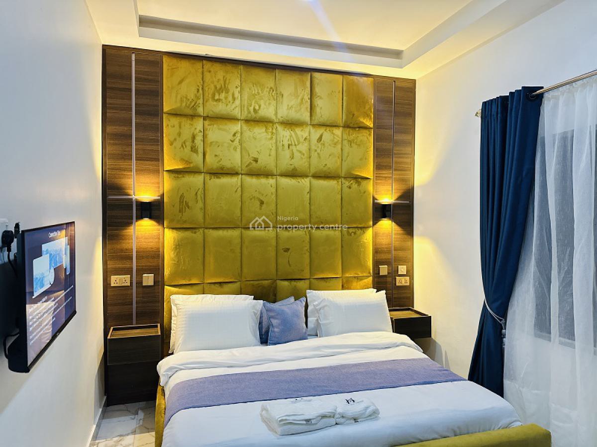 Nicely Furnished 1 Bedroom Apartment, Lekki Phase 1, Lekki, Lagos, Flat / Apartment Short Let