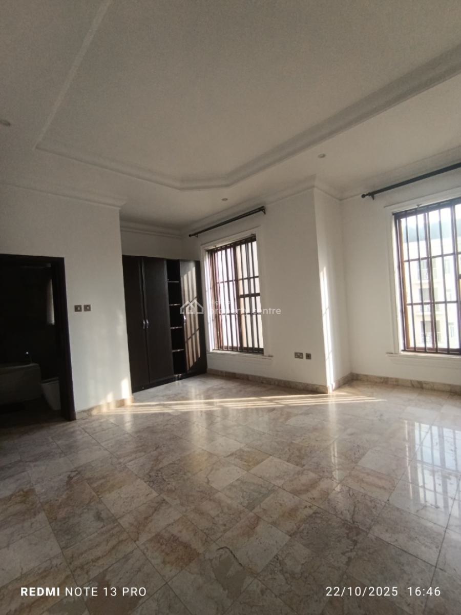 Well Built and Spacious 3 Bedroom Flat, Mojisola Estate, Ikoyi, Lagos, Flat / Apartment for Sale