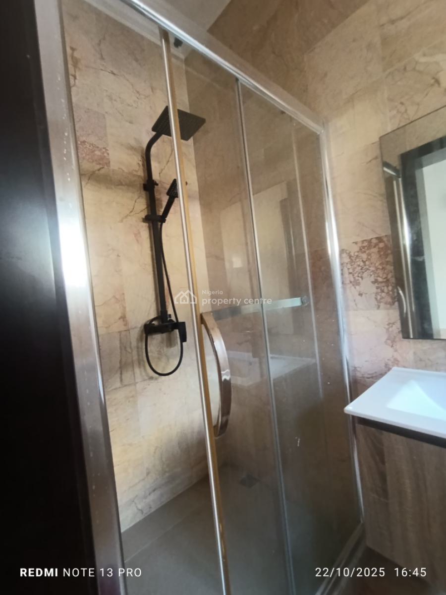 Well Built and Spacious 3 Bedroom Flat, Mojisola Estate, Ikoyi, Lagos, Flat / Apartment for Sale