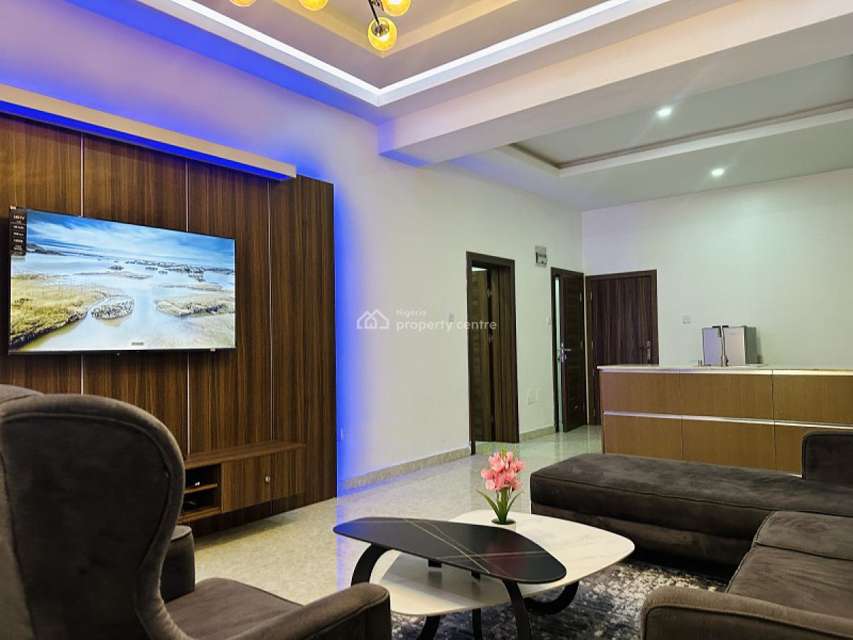 Nicely Furnished 1 Bedroom Apartment, Lekki Phase 1, Lekki, Lagos, Flat / Apartment Short Let