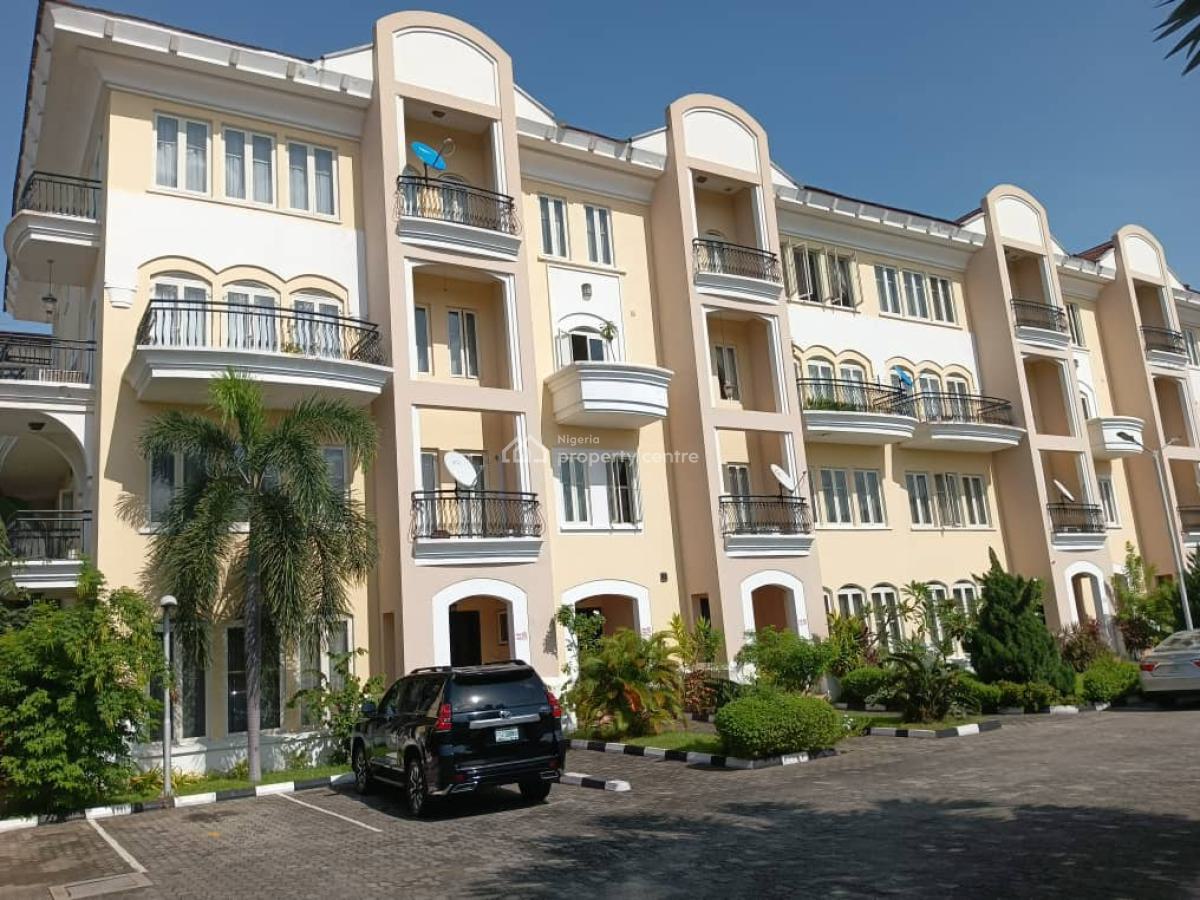 Spacious 3-bedroom Townhouse with Bq, Lekki Phase 1, Lekki, Lagos, Flat / Apartment for Rent