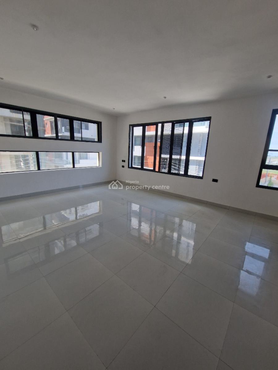 Spacious 4 Bedroom Townhouse, Richmond Estate, Lekki Phase 1, Lekki, Lagos, Terraced Duplex for Sale