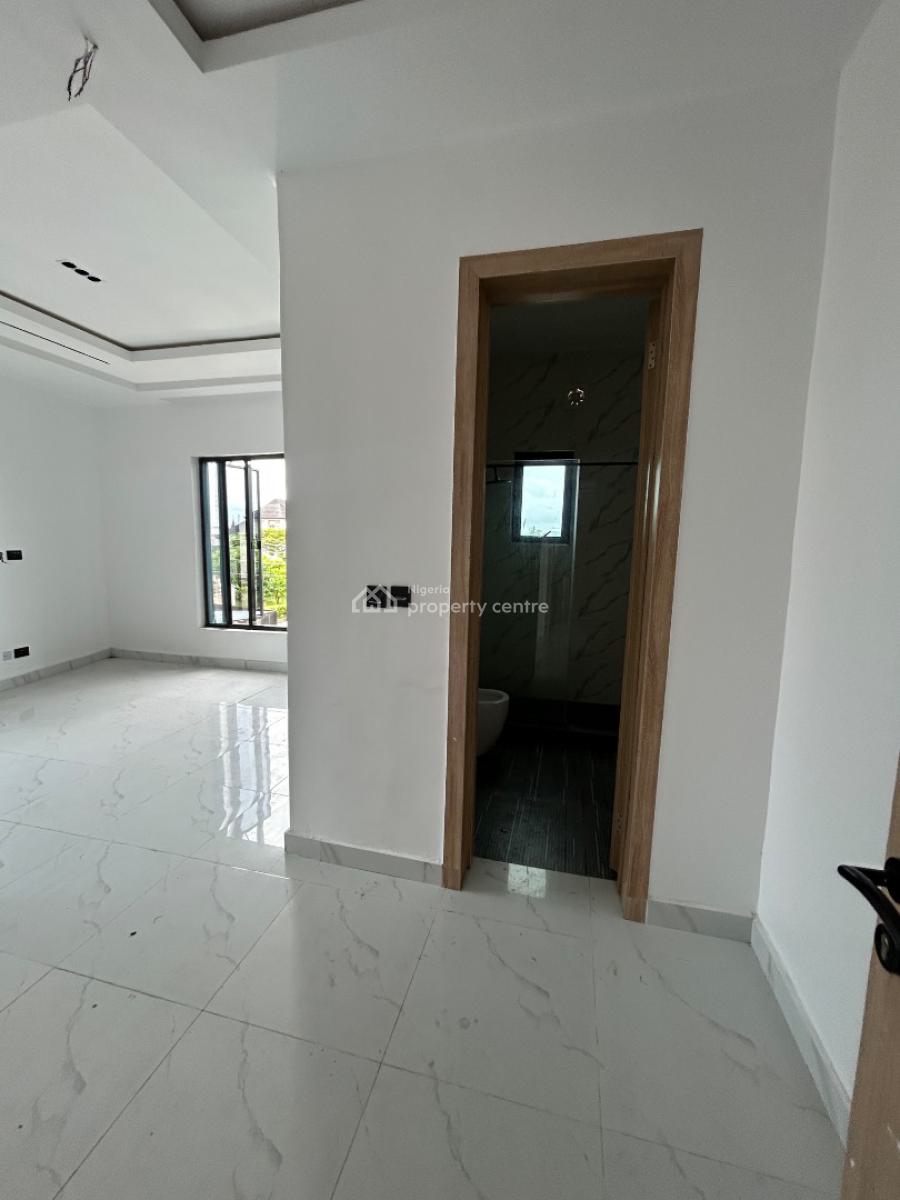 4 Bedroom Terrace, Lekki Phase 1, Lekki, Lagos, House for Sale
