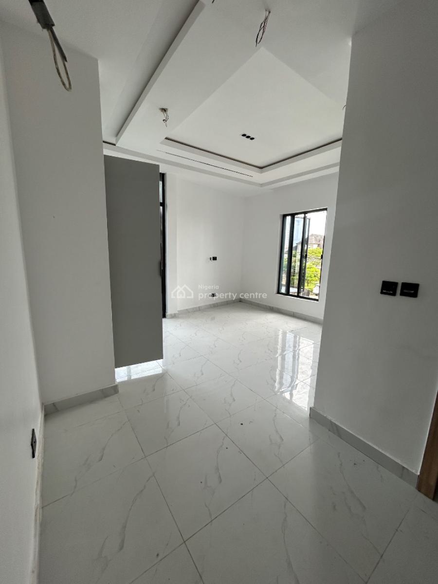 4 Bedroom Terrace, Lekki Phase 1, Lekki, Lagos, House for Sale