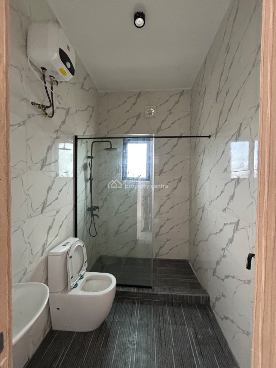 4 Bedroom Terrace, Lekki Phase 1, Lekki, Lagos, House for Sale