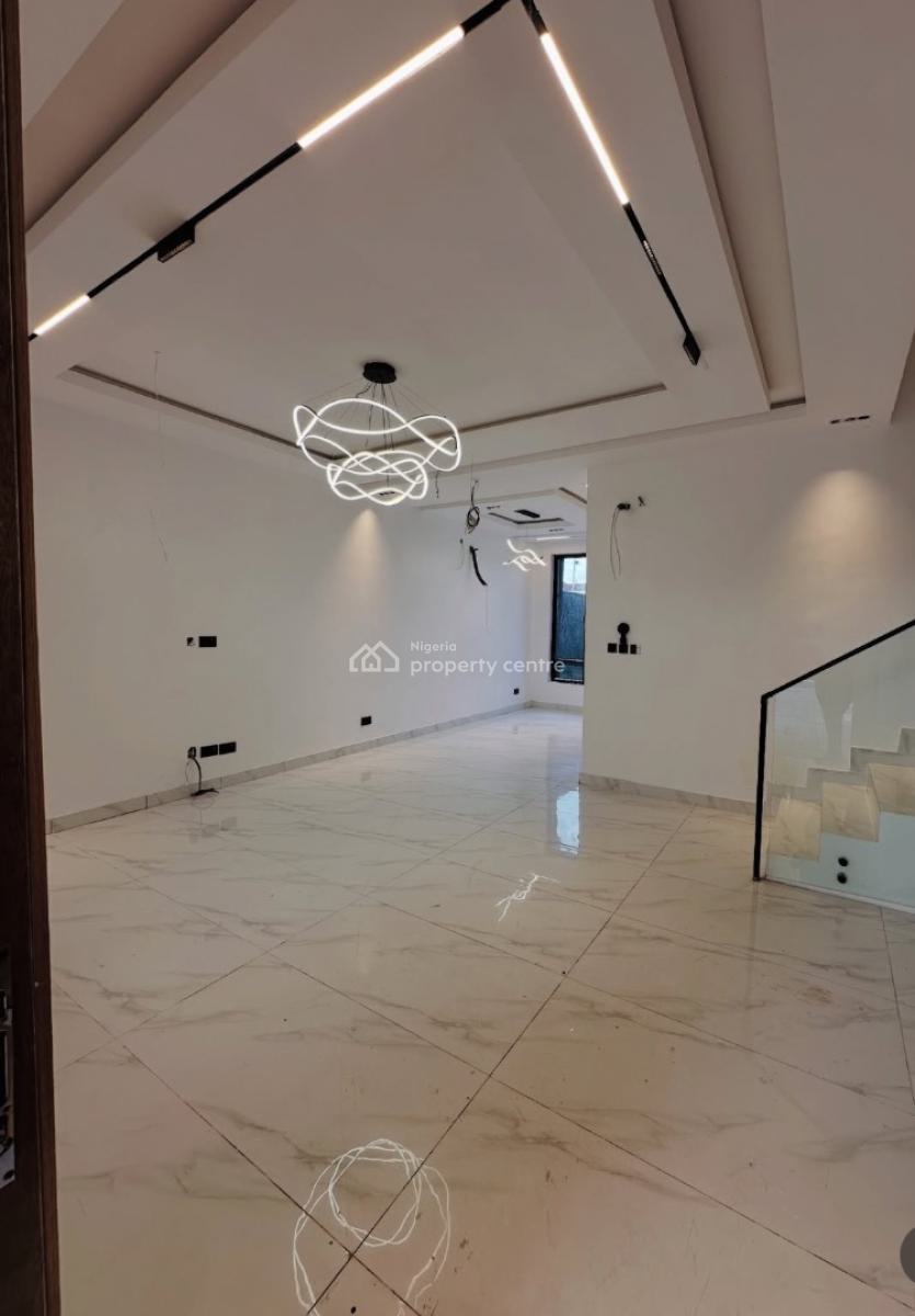 4 Bedroom Terrace, Lekki Phase 1, Lekki, Lagos, House for Sale