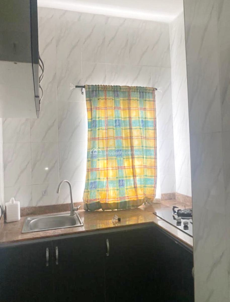 Luxury Mini Flat, Gra Phase 1, Magodo, Lagos, Mini Flat (room and Parlour) for Rent