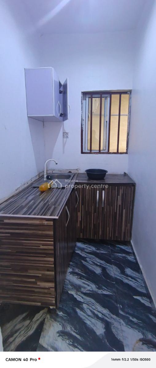 Self Contain with Close Kitchen Inside, By Chevron, Lekki, Lagos, Self Contain (single Rooms) for Rent