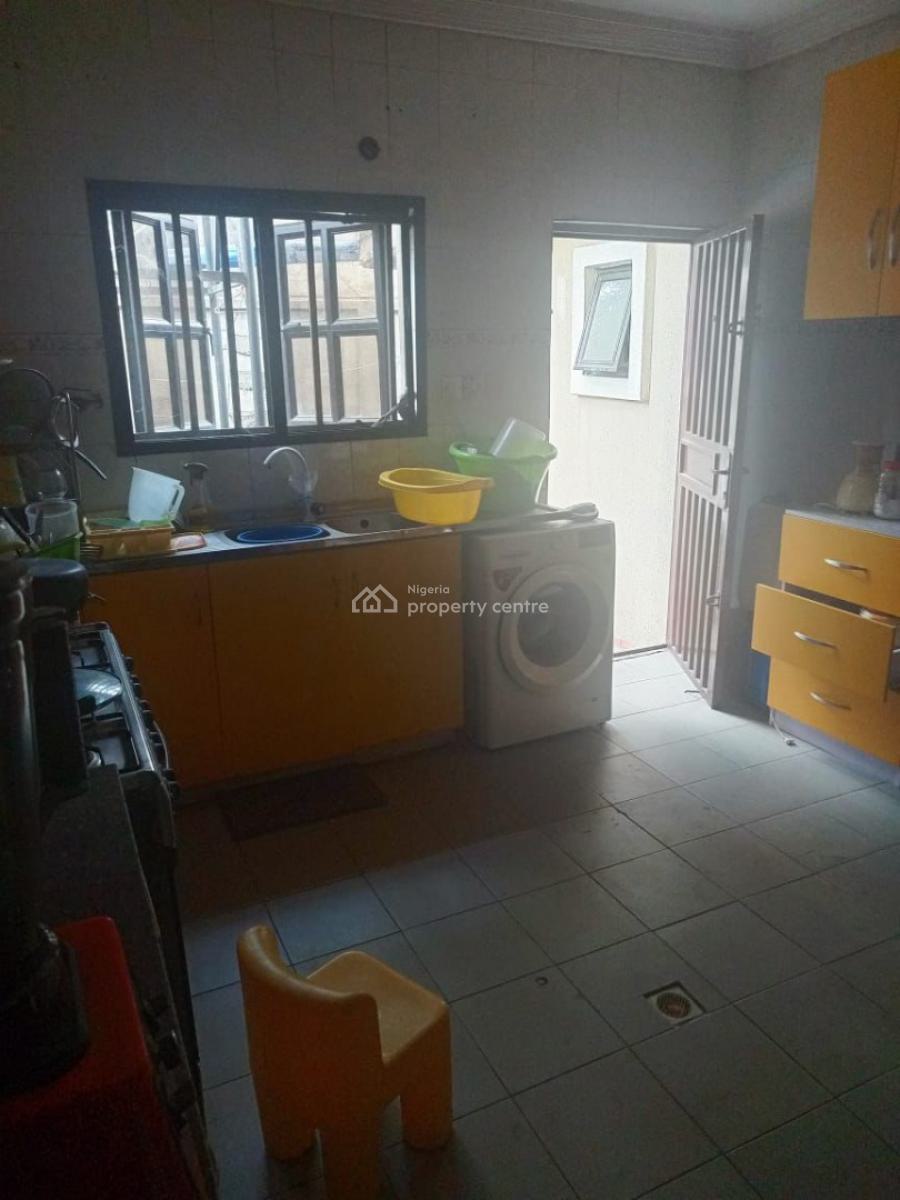 Chealest 4 Bedroom Semi Detached in an Estate, Lekki Phase 1, Lekki, Lagos, Semi-detached Duplex for Rent