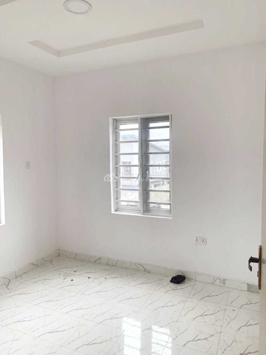 Luxury Mini Flat, Olowora, Omole Phase 2, Ikeja, Lagos, Mini Flat (room and Parlour) for Rent