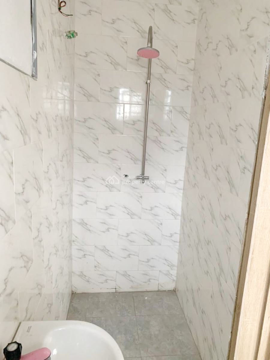 Luxury Mini Flat, Olowora, Omole Phase 2, Ikeja, Lagos, Mini Flat (room and Parlour) for Rent