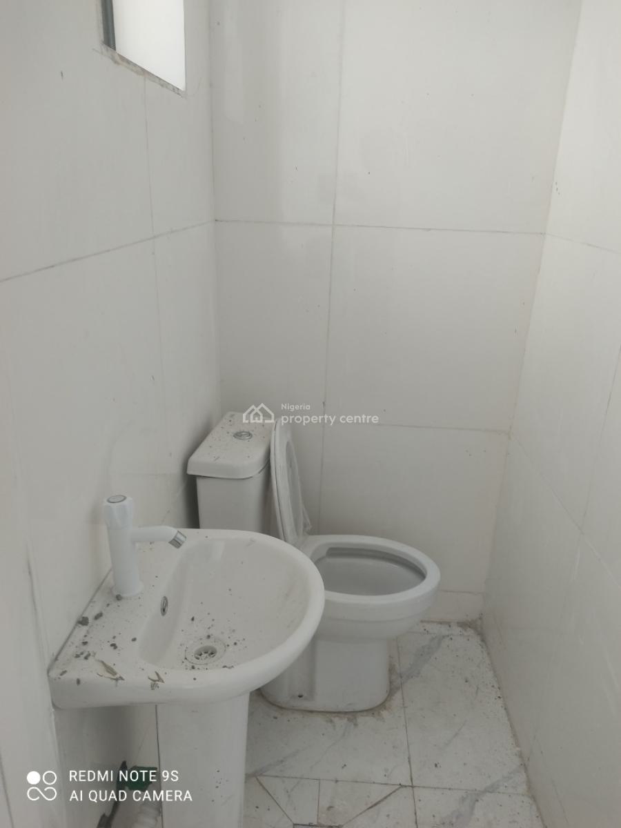 Luxury Spacious Office Space/shop on Upper Floor Comes with Lift, Mobil Road, Ilaje, Ajah, Lagos, Plaza / Complex / Mall for Rent