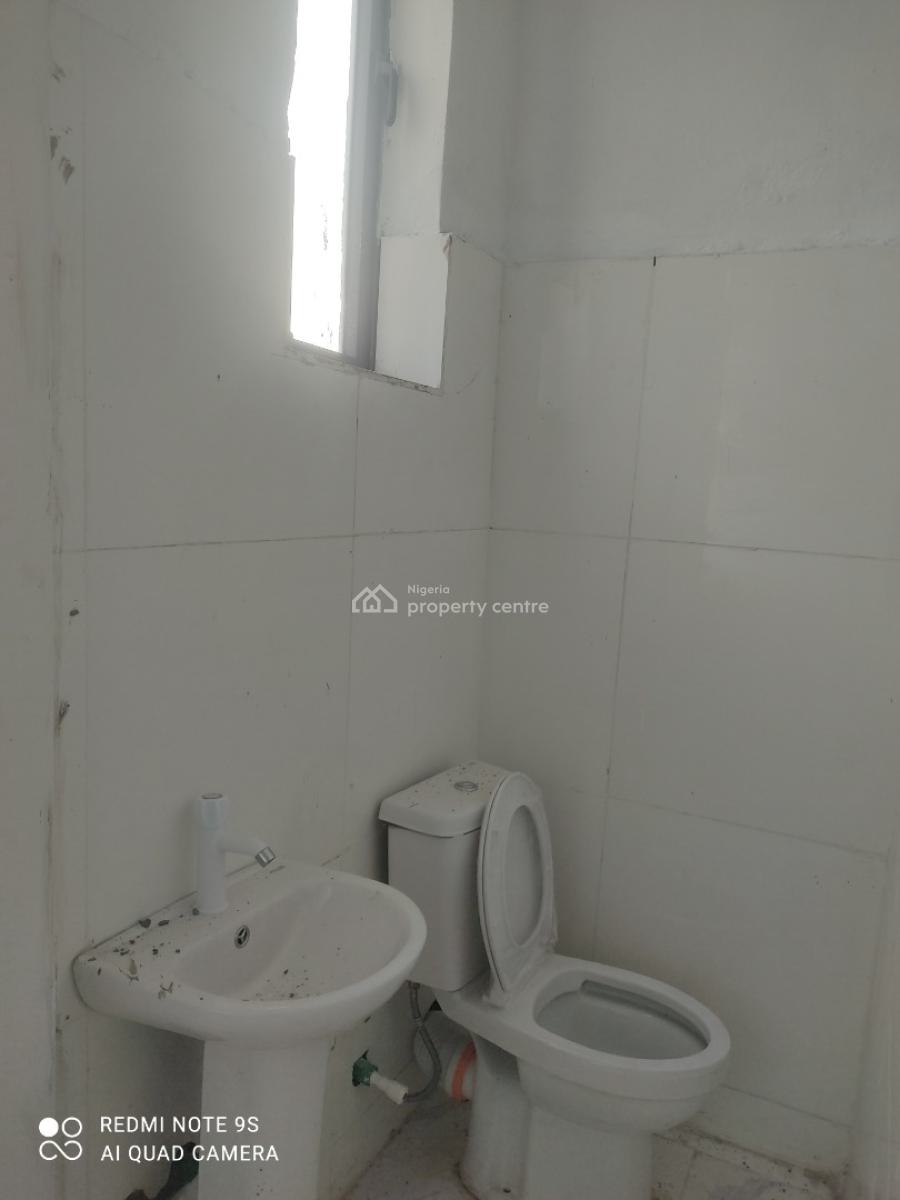 Luxury Spacious Office Space/shop on Upper Floor Comes with Lift, Mobil Road, Ilaje, Ajah, Lagos, Plaza / Complex / Mall for Rent