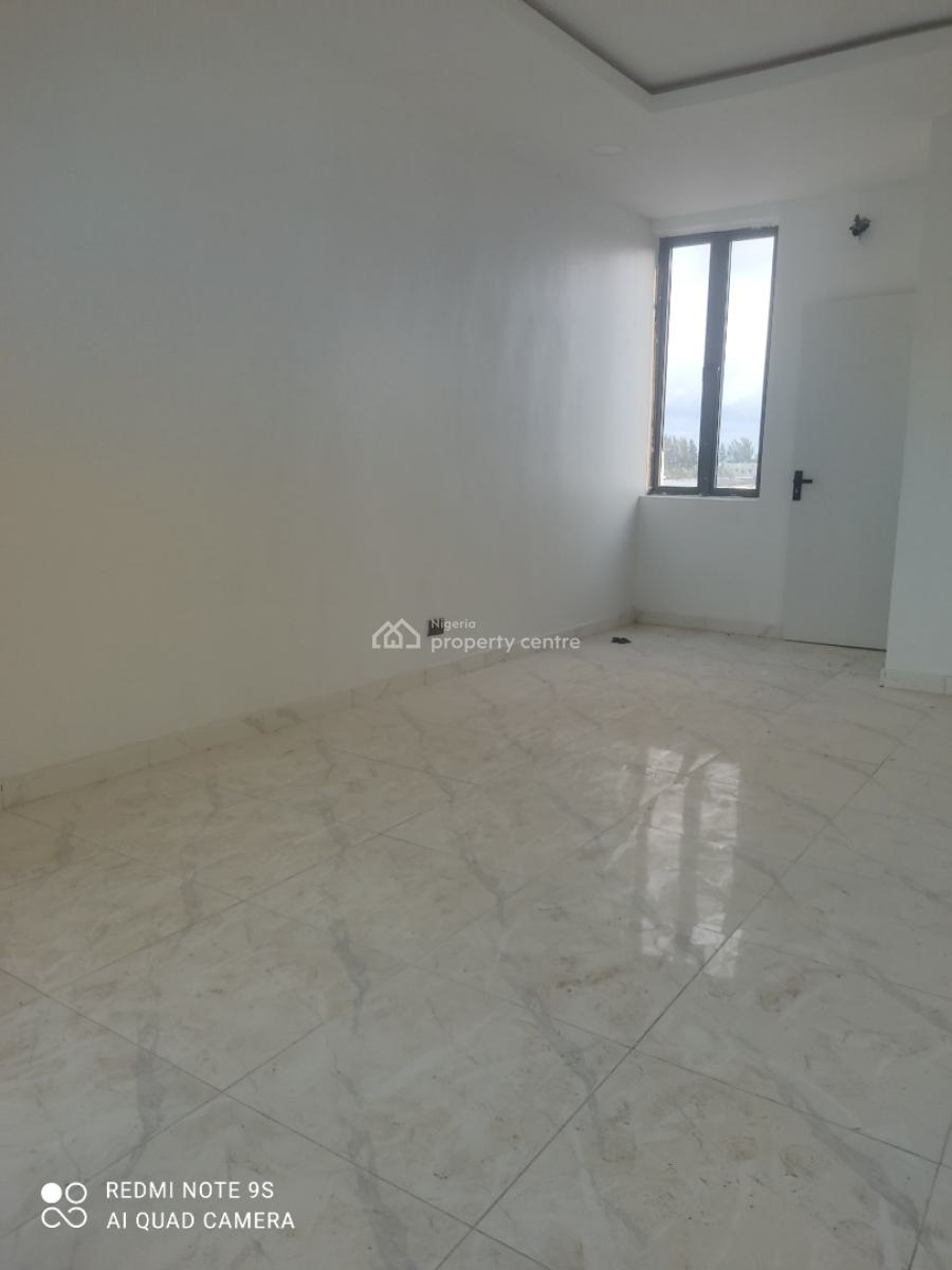 Luxury Spacious Office Space/shop on Upper Floor Comes with Lift, Mobil Road, Ilaje, Ajah, Lagos, Plaza / Complex / Mall for Rent