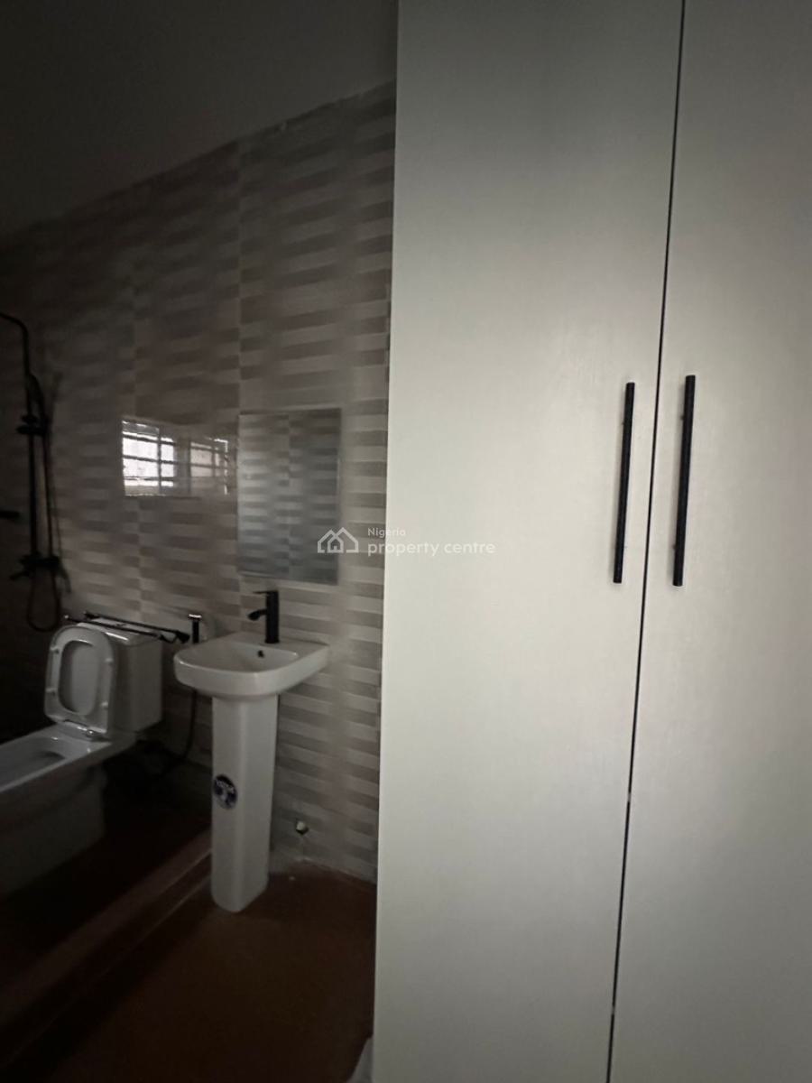 Luxury 2 Bedroom Apartment, Ikota, Lekki, Lagos, Flat / Apartment for Sale