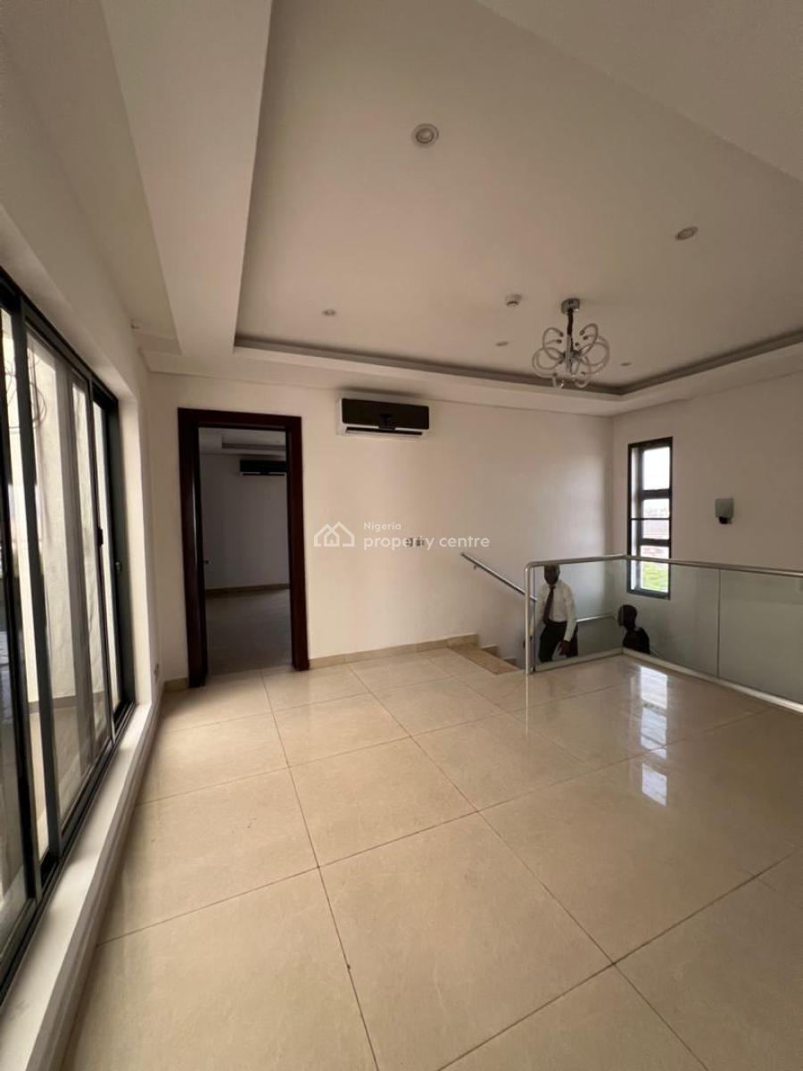 Serviced Luxury 4 Bedroom Maisonette with a Room Bq, Banana Island, Ikoyi, Lagos, Flat / Apartment for Rent