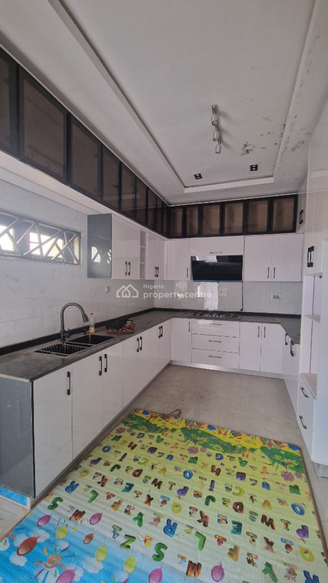 4 Bedroom Fully Detached Duplex with a Room Bq, Alalubosa Gra Phase 1, Alalubosa, Ibadan, Oyo, Detached Duplex for Sale