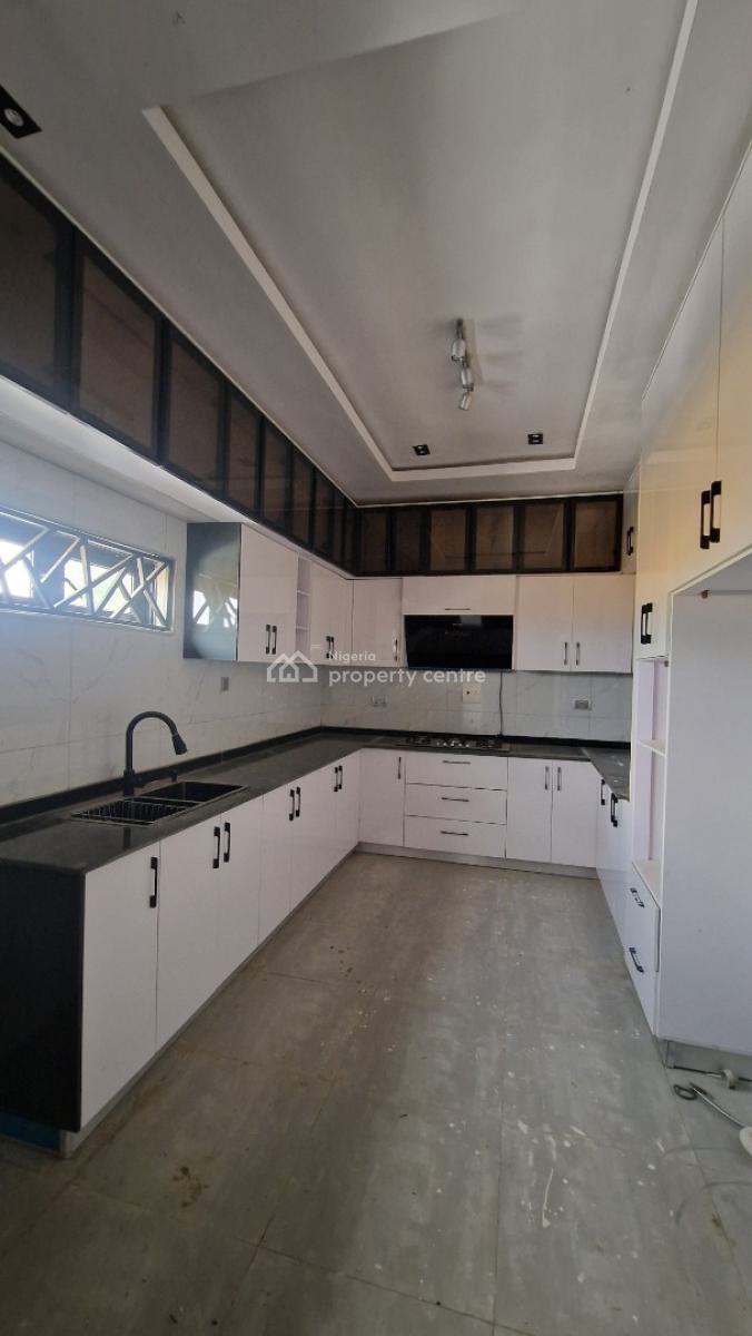 4 Bedroom Fully Detached Duplex with a Room Bq, Gra Phase 1, Alalubosa, Ibadan, Oyo, Detached Duplex for Sale