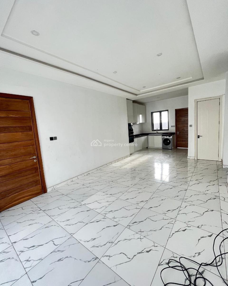 Lovely 2 Bedroom Apartment, Agungi, Agungi, Lekki, Lagos, Block of Flats for Sale