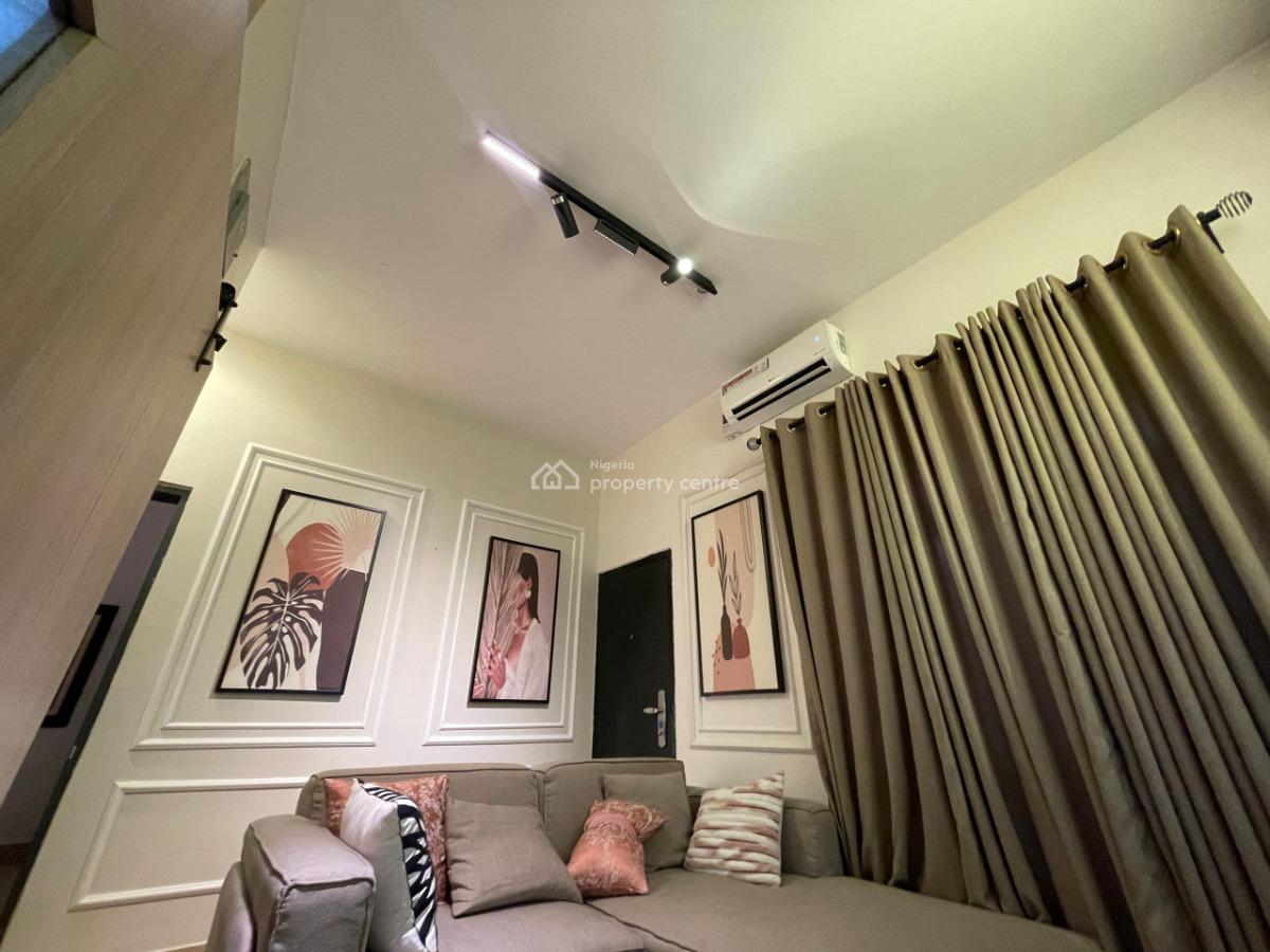 1 Bedroom Apartment, Omorinre Johnson, Lekki Phase 1, Lekki, Lagos, Flat / Apartment Short Let