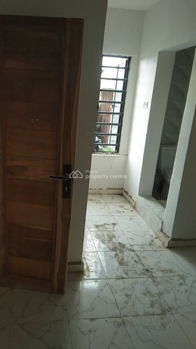 a Luxury Spacious Mini Flat, Akoka, Yaba, Lagos, Mini Flat (room and Parlour) for Rent