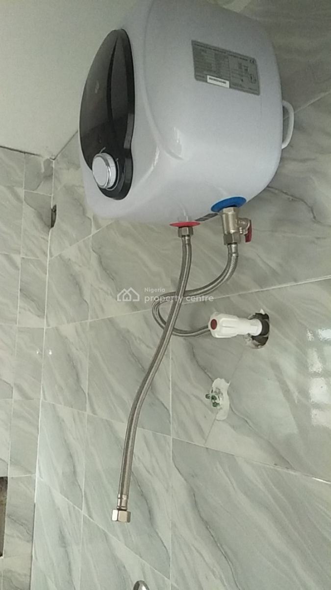 a Luxury Spacious Mini Flat, Akoka, Yaba, Lagos, Mini Flat (room and Parlour) for Rent