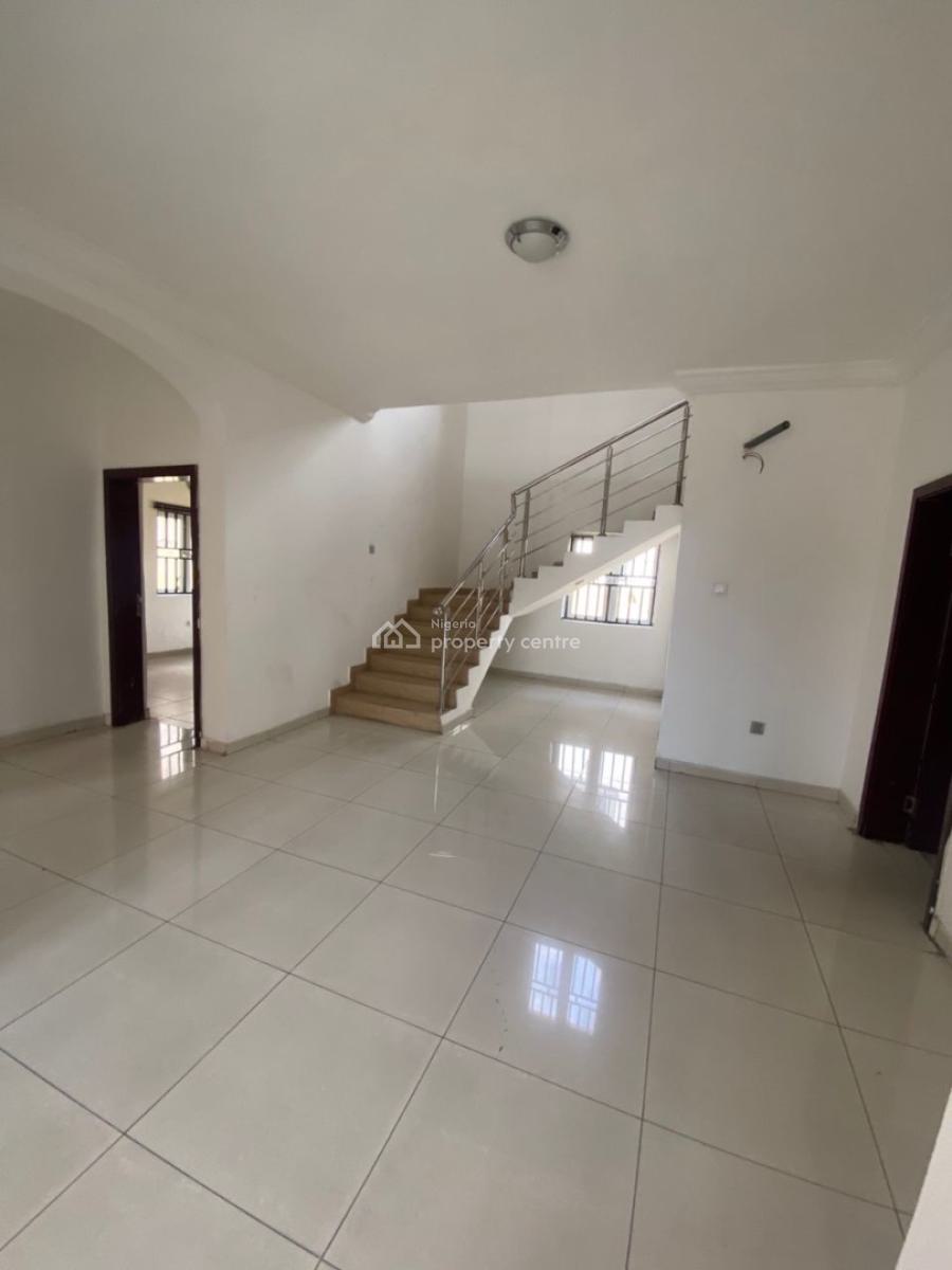 Tastefully Built Four (4) Bedroom Detached Self Compound House, Lekki Phase1, Lekki Phase 1, Lekki, Lagos, Detached Duplex for Rent