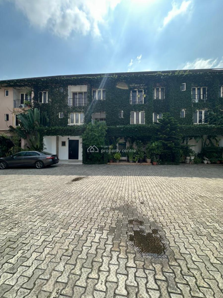 Newly Renovated Self Serviced 4 Bedroom Terrace Duplex with a Room Bq, Ikoyi, Lagos, Terraced Duplex for Rent