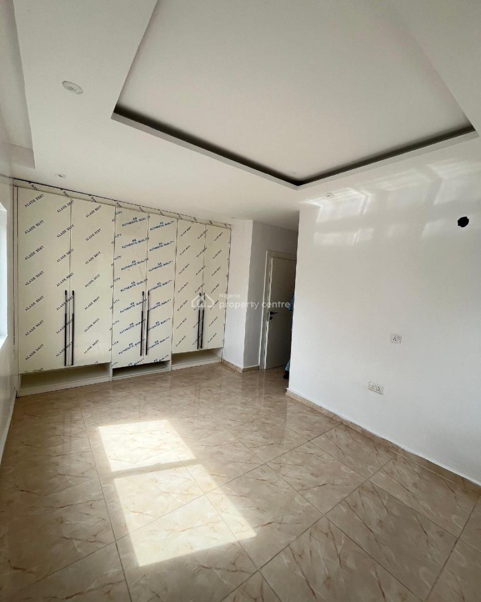 Lovely 3 Bedroom Apartment with Bq, Freedom Way, Lekki, Lagos, Block of Flats for Sale