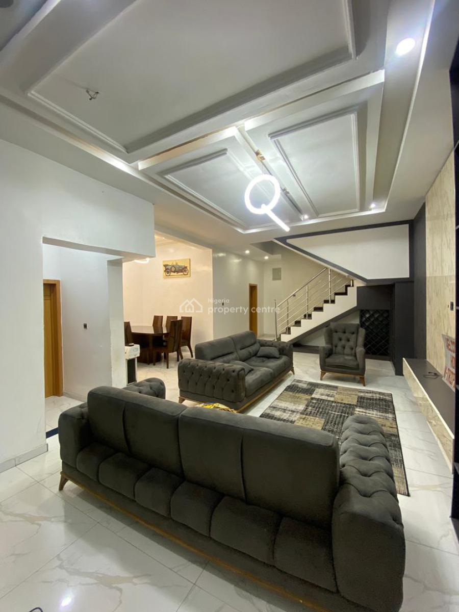 Spacious D Bedroom Semi Detached House with Bq, Chevron Drive Lekki Lagos, Lekki, Lagos, Semi-detached Duplex for Rent