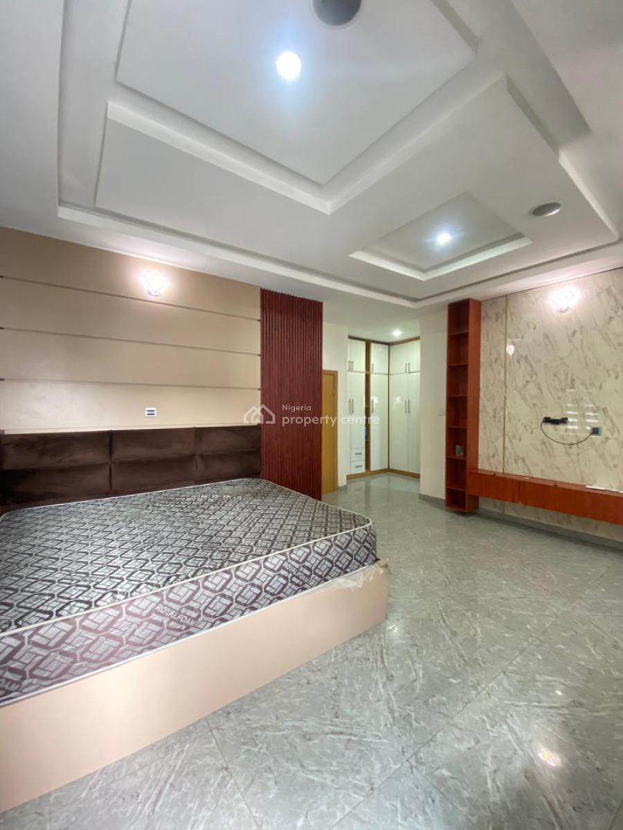 Spacious D Bedroom Semi Detached House with Bq, Chevron Drive Lekki Lagos, Lekki, Lagos, Semi-detached Duplex for Rent