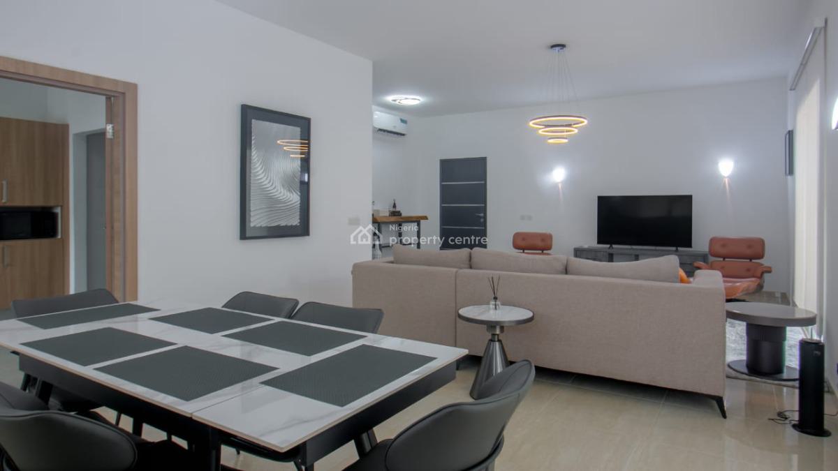 Standard Furnished 3 Bedroom Apartment with Bq, Guzape District, Abuja, Flat / Apartment for Rent