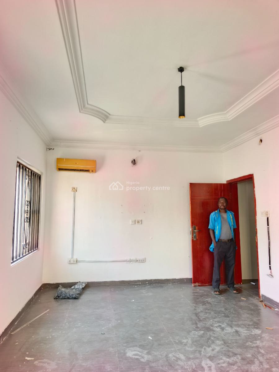 Smart Spacious Conducive 1 Bedroom Self-contained Upstairs, in Estate at Chevron Lekki Lagos., Lekki, Lagos, Self Contain (single Rooms) for Rent