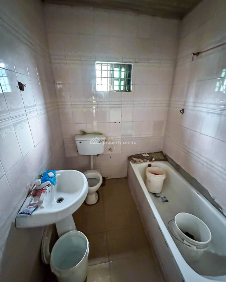 5 Bedroom Duplex on Distress, Stadium Road, Port Harcourt, Rivers, Detached Duplex for Sale