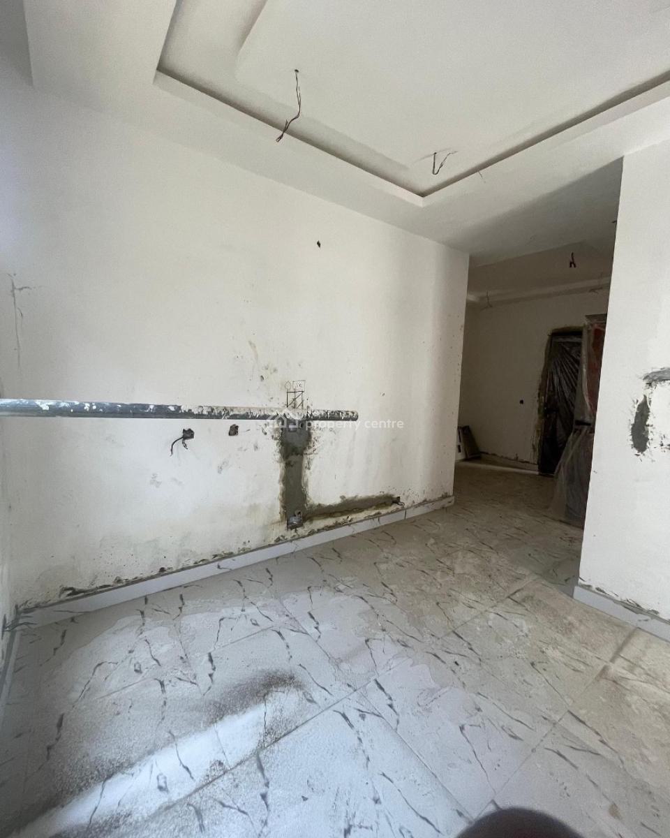 Massive 4 Bedroom Maisonette with Bq, Lekki Phase 1, Lekki Phase 1, Lekki, Lagos, Detached Duplex for Sale