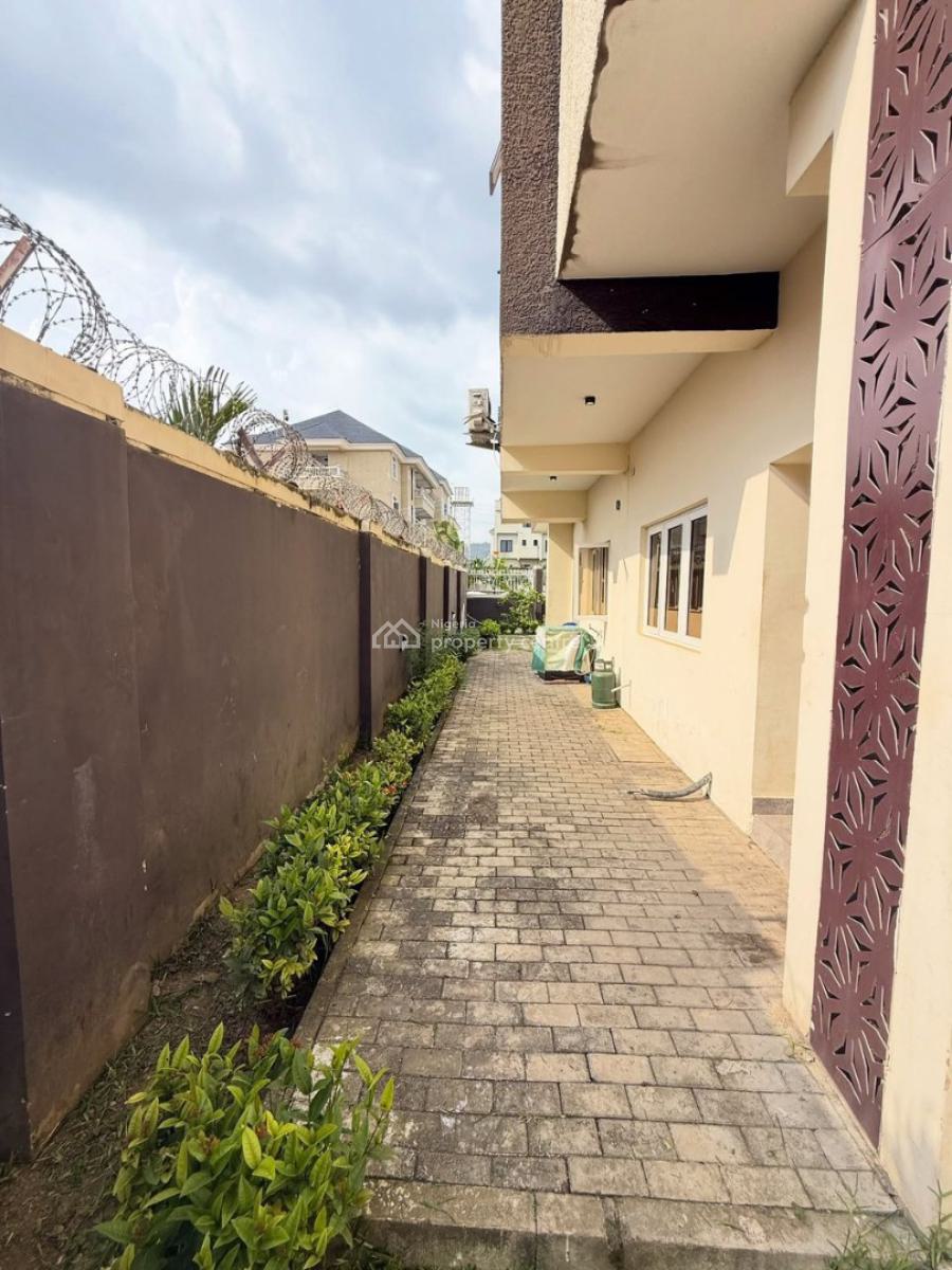 Nice 3 Bedrooms Terrace Duplex with a Bq, Jahi, Abuja, Terraced Duplex for Rent