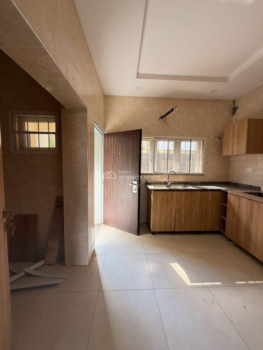 Nice 3 Bedrooms Terrace Duplex with a Bq, Jahi, Abuja, Terraced Duplex for Rent
