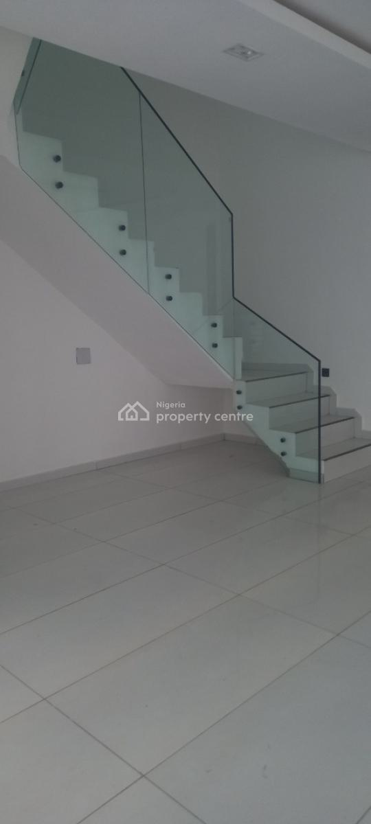 Luxury 6 Bedroom Triplex with 1room Bq, Agodi Gra, Agodi, Ibadan, Oyo, Detached Duplex for Sale