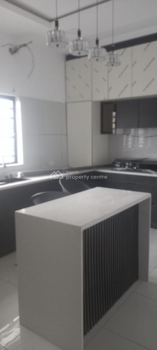 Luxury 6 Bedroom Triplex with 1room Bq, Agodi Gra, Agodi, Ibadan, Oyo, Detached Duplex for Sale
