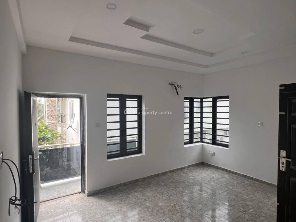 Luxury 3 Bedroom Apartment with Bq, Lekki Phase 1, Lekki, Lagos, Flat / Apartment for Rent