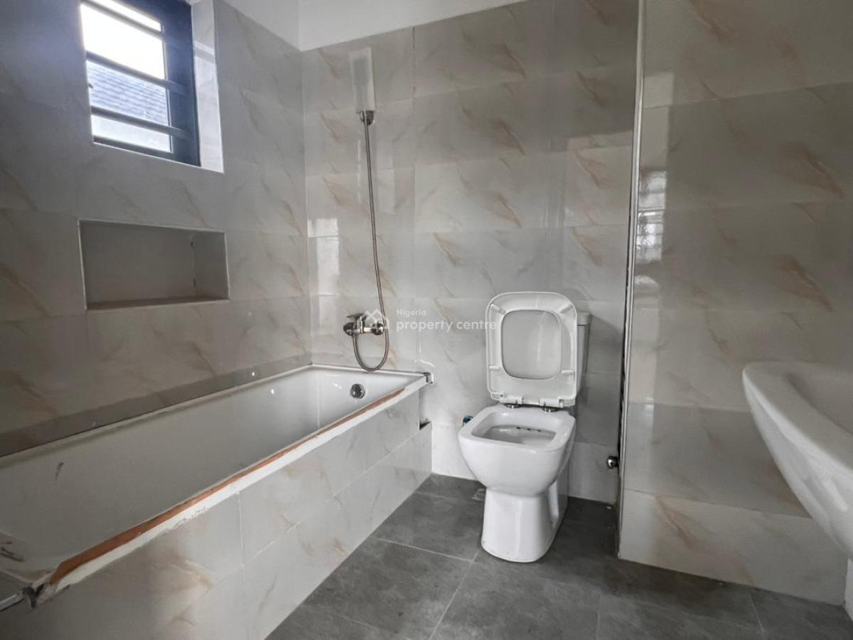 Luxury 3 Bedroom Apartment with Bq, Lekki Phase 1, Lekki, Lagos, Flat / Apartment for Rent