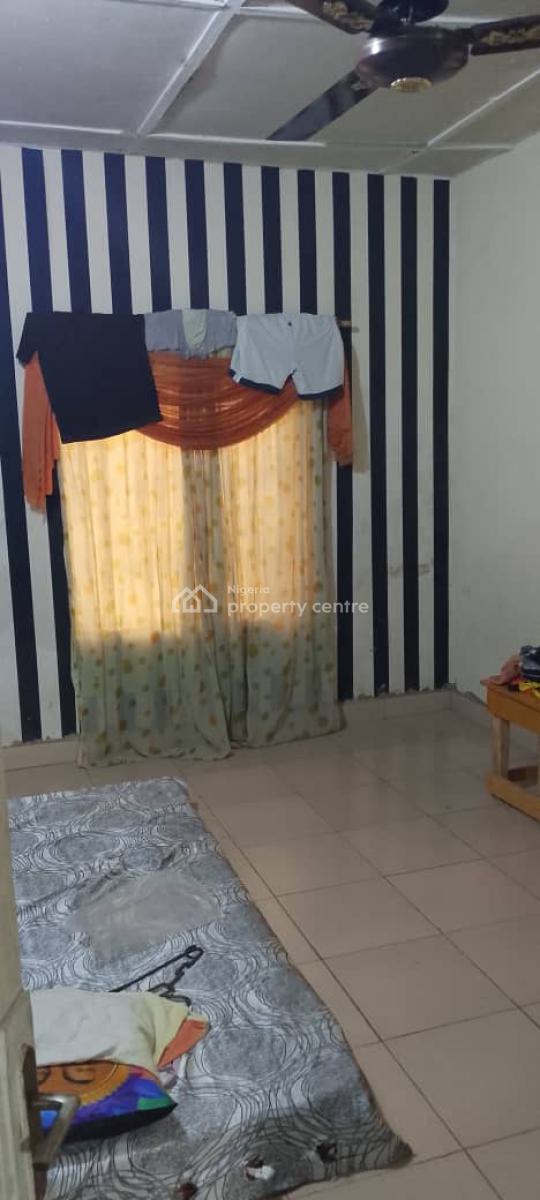 Contemporary  2 Bedroom Flat Bungalow Self Compound, Off Blue Roof Road, Owode-elede Garden Estate, Near Mile 12, Mile 12, Kosofe, Lagos, Detached Bungalow for Rent