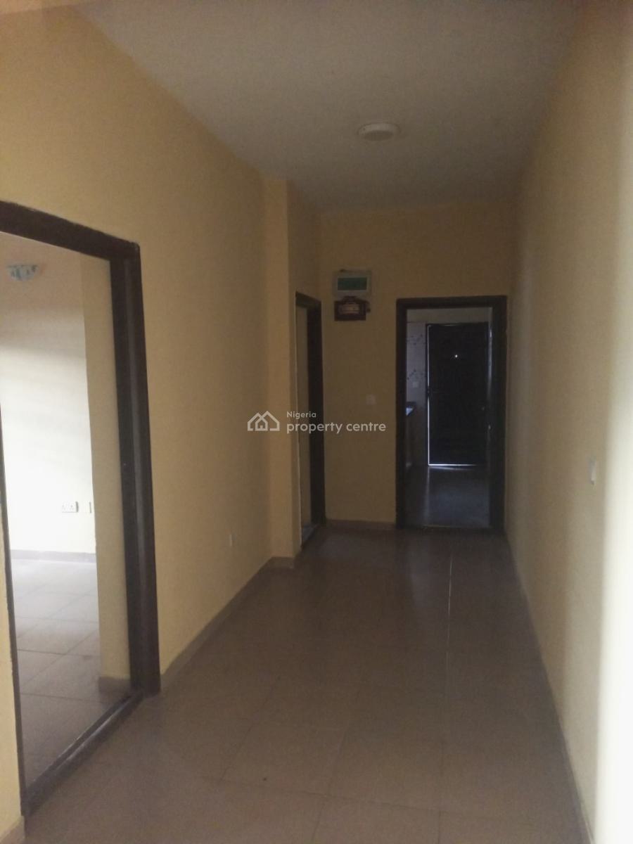 Luxury and Neat 2 Bedroom Apartment in a Good Location, Mobile Road , Ilaje Bus Stop, Ajah, Lagos, Flat / Apartment for Rent