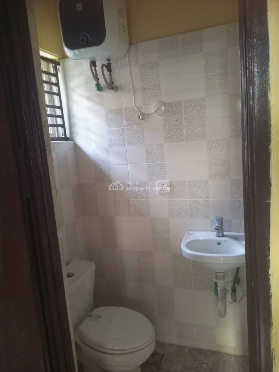 Luxury and Neat 2 Bedroom Apartment in a Good Location, Mobile Road , Ilaje Bus Stop, Ajah, Lagos, Flat / Apartment for Rent