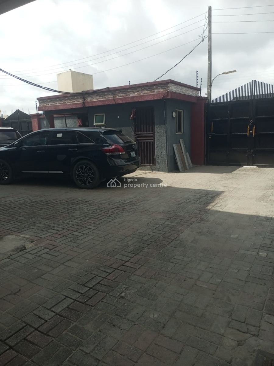 Luxury and Neat 2 Bedroom Apartment in a Good Location, Mobile Road , Ilaje Bus Stop, Ajah, Lagos, Flat / Apartment for Rent