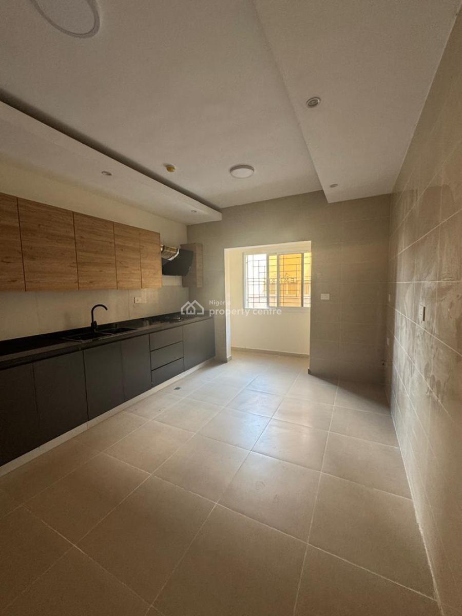 Beautiful 4 Bedroom Maisonette with an Elevator and Pool, Victoria Island (vi), Lagos, Flat / Apartment for Sale