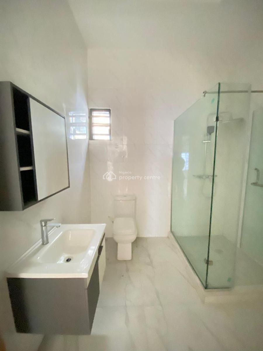 Elegant and Spacious 5 Bedroom Semi-detached Duplex with Bq, Ologolo, Lekki, Lagos, Semi-detached Duplex for Sale