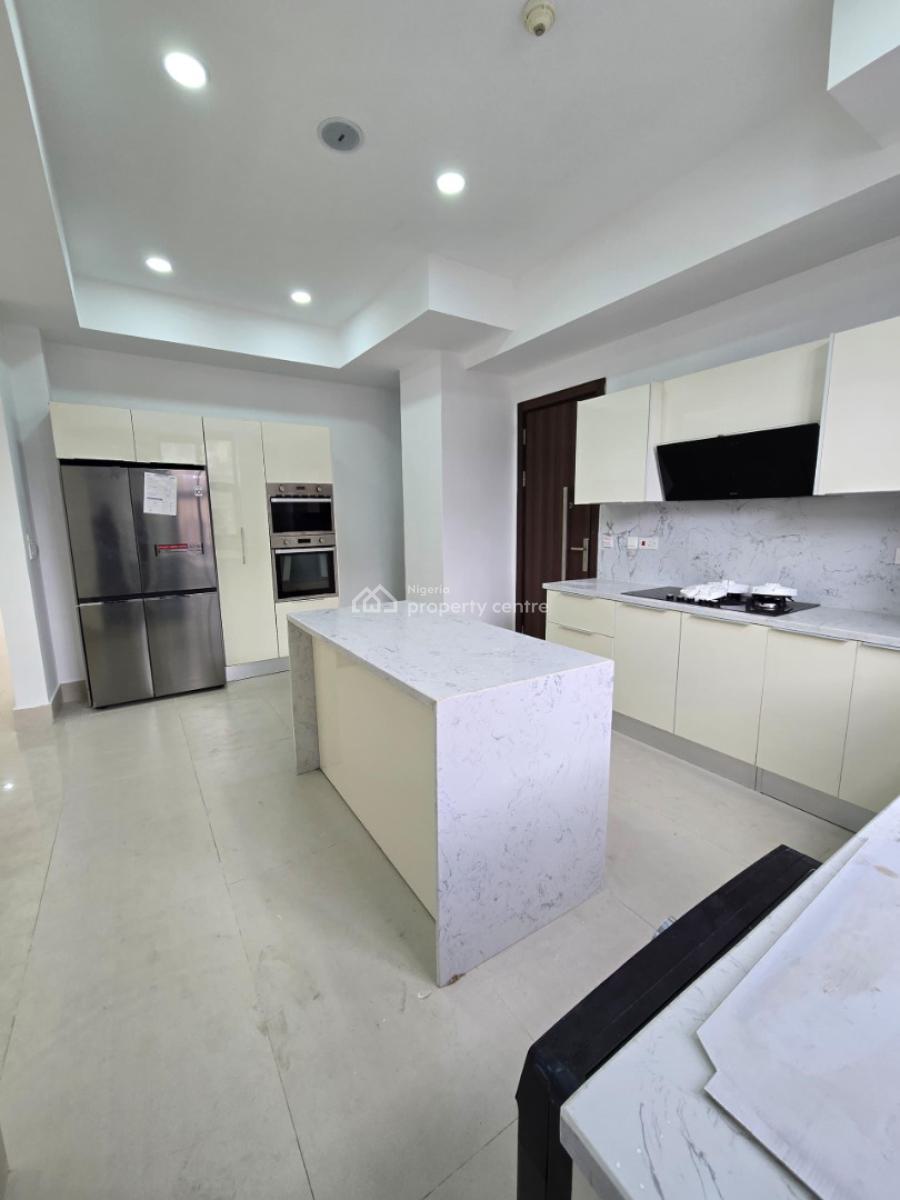 Luxurious 3 Bedroom Apartment with Bq, Elevator, Pool, Lounge, Gym, Lekki Phase 1, Lekki, Lagos, Flat / Apartment for Sale