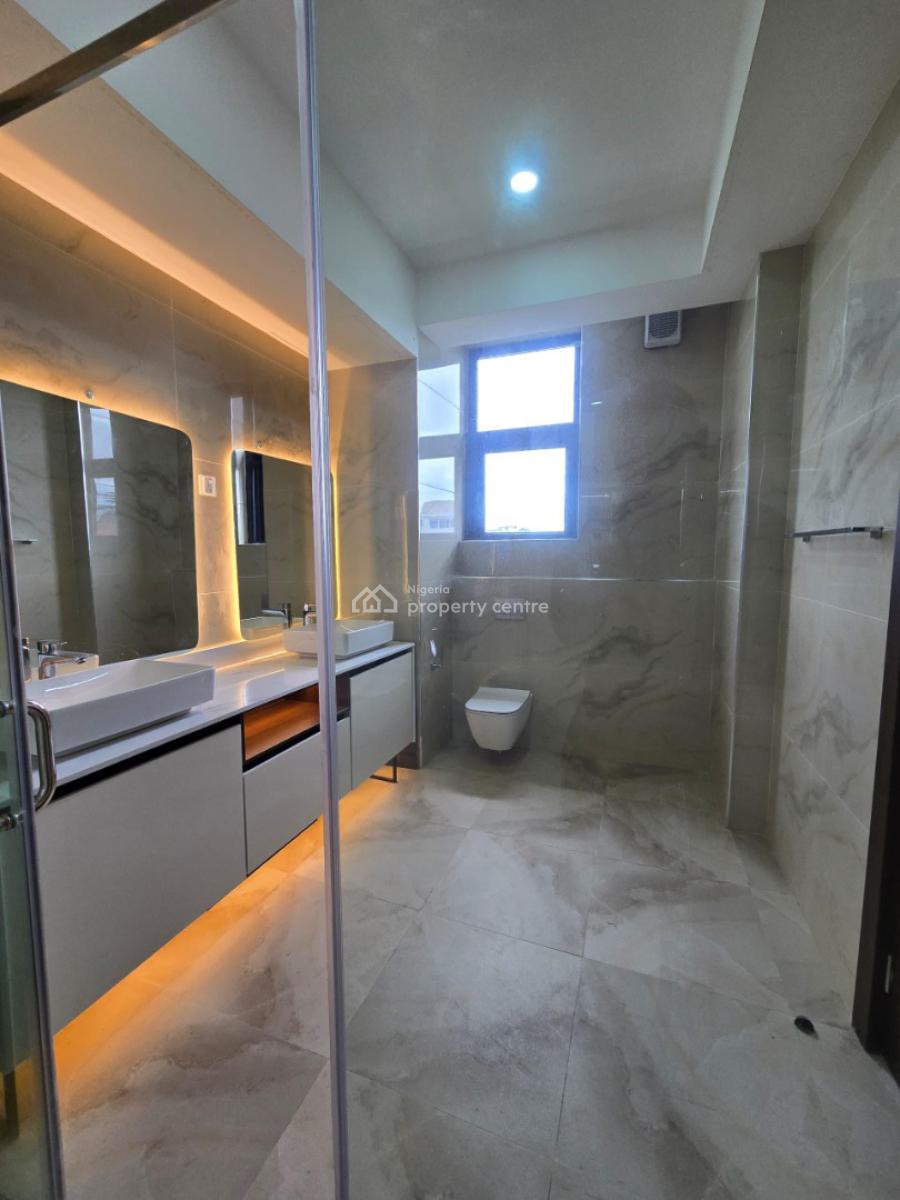 Luxurious 3 Bedroom Apartment with Bq, Elevator, Pool, Lounge, Gym, Lekki Phase 1, Lekki, Lagos, Flat / Apartment for Sale