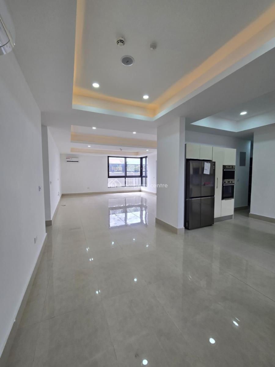 Luxurious 3 Bedroom Apartment with Bq, Elevator, Pool, Lounge, Gym, Lekki Phase 1, Lekki, Lagos, Flat / Apartment for Sale